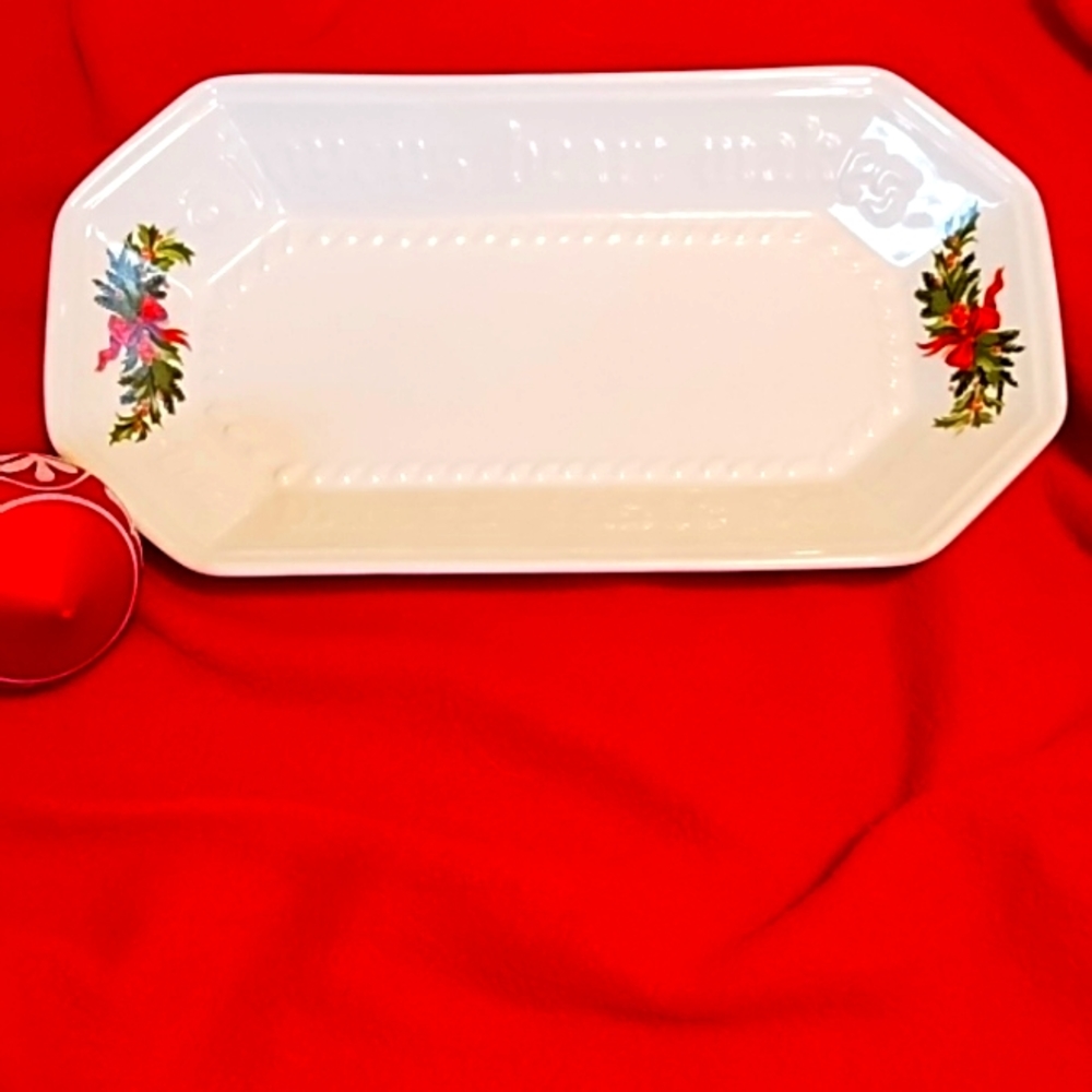 Christmas Heritage bread tray
